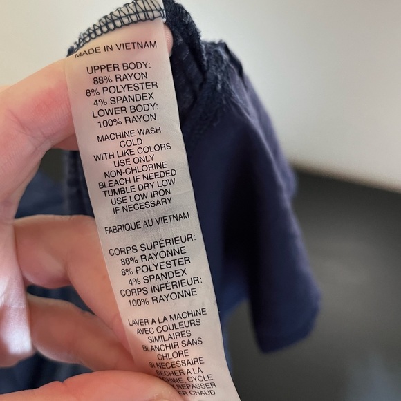 Two by Vince Camuto Sleeveless Cowl Neck Top - Picture 7 of 10